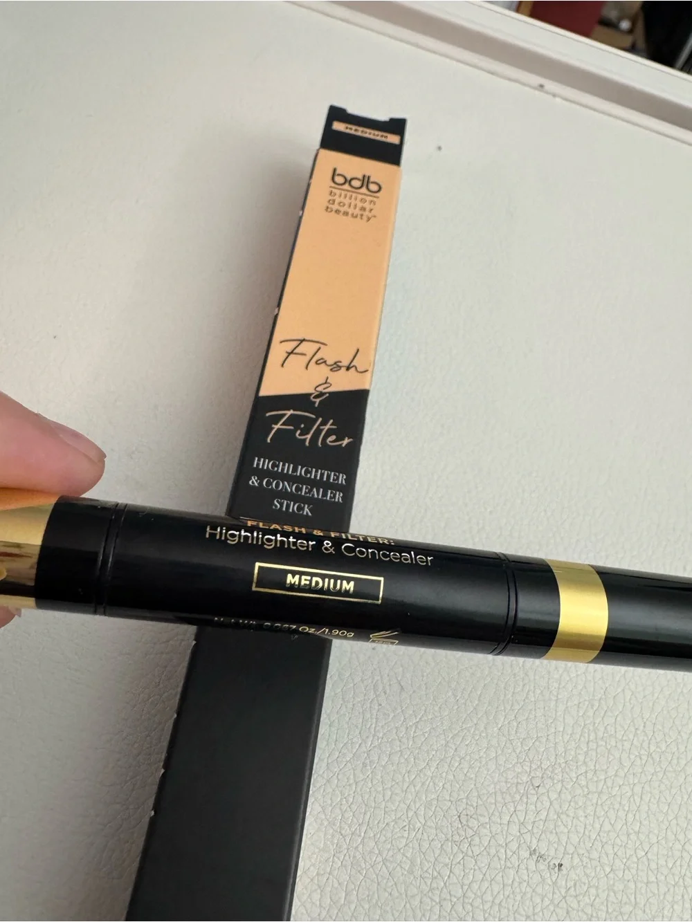 bdb Highlighter and Concealer Duo Stick — Medium